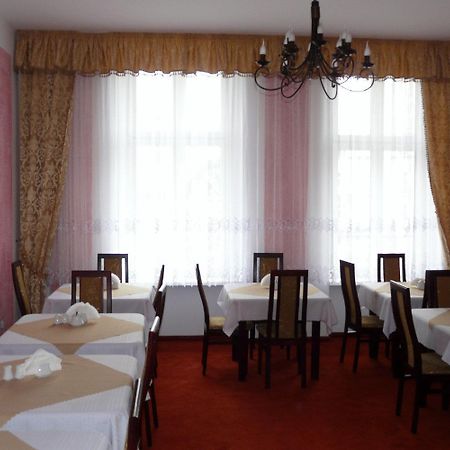 Hotelik Parkowy Λέγκνικα Εξωτερικό φωτογραφία